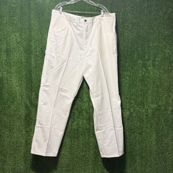 NWT Wrangler Workwear Relaxed Fit White Painter Pants Tool Pocket Men’s W44 L30 - Picture 1 of 5
